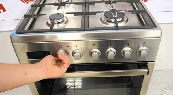 Rúra sa zapína manuálne a automaticky.