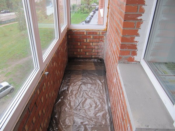 photo: waterproofing film on the balcony