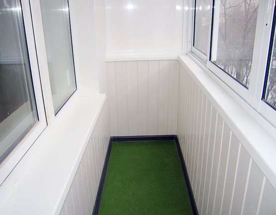 photo: carpet on the balcony