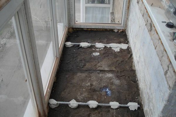 снимка: замазка за фарове