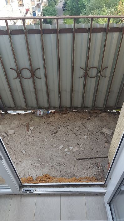 Foto - Udjævning af gulvet på balkonen