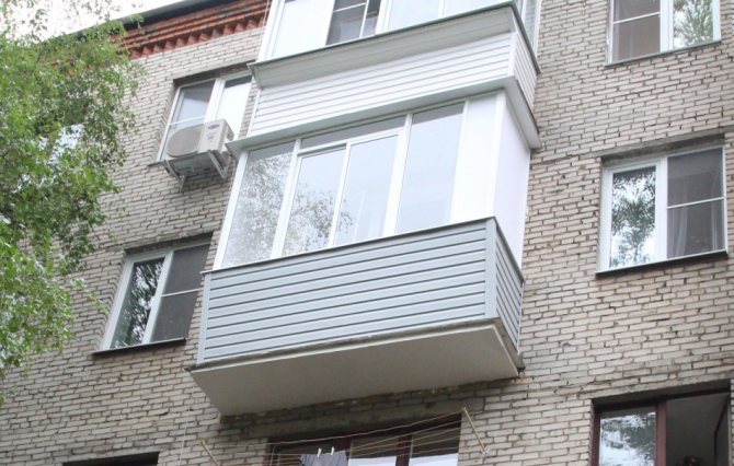 imagen de un balcón en khrushchev