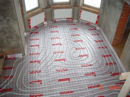 Kombinerad installation
