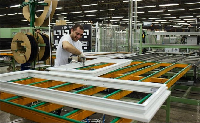 Fastening the seal around the frame perimeter takes less than a minute