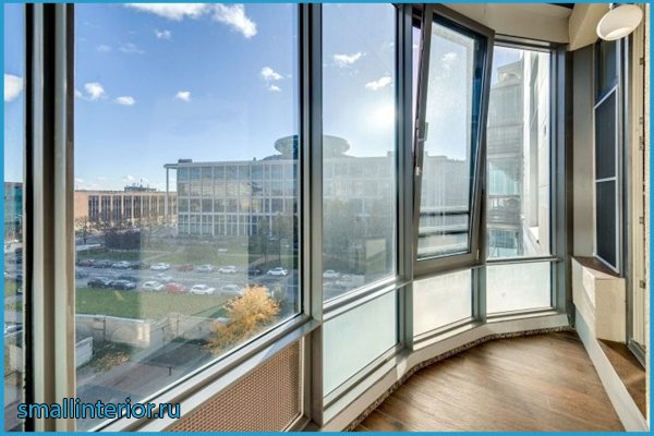 Round balcony