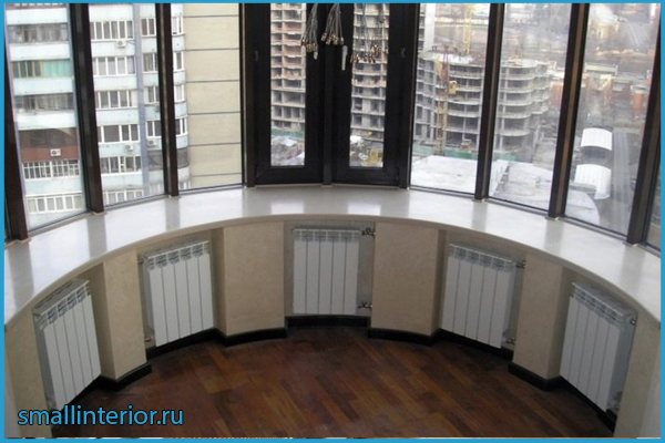 Round balcony