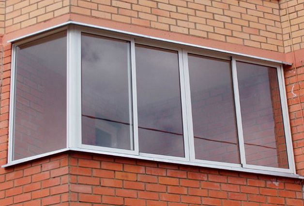 Lođa i balkon: razlike su značajne, ali imaju istu svrhu