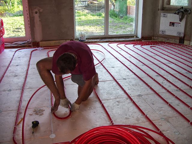 Instalarea unei pardoseli cu apă