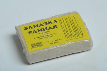 Монтажна пяна за дървени прозорци
