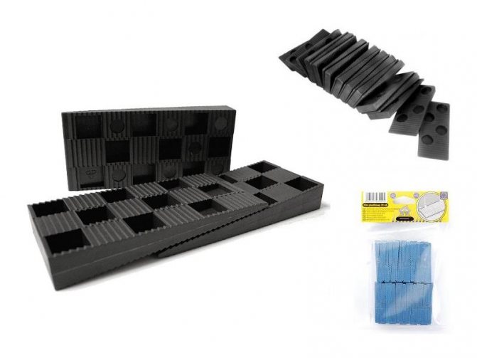 Mounting wedges for windows materials