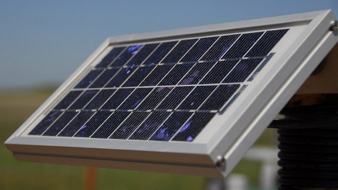 Je možné inštalovať batérie na balkóne: koordinácia, čo je potrebné zvážiť, postup
