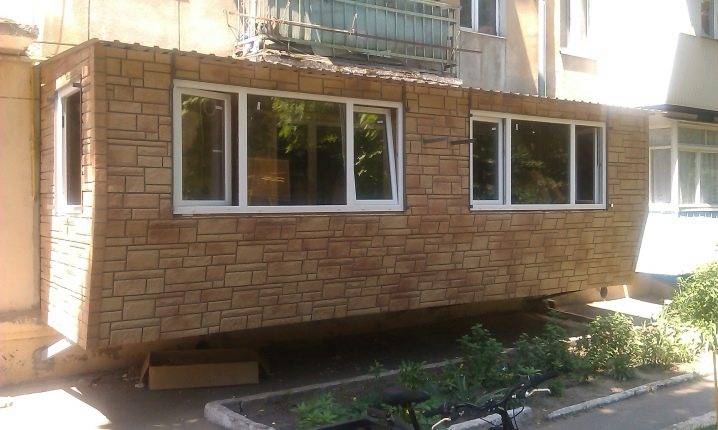 Cât de mare poate fi mărit un balcon fără permisiune