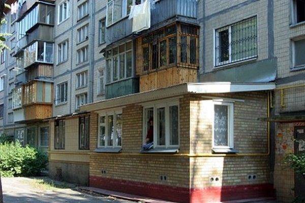 Cât de mare poate fi mărit un balcon fără permisiune