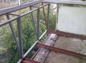 Cât de mare poate fi mărit un balcon fără permisiune