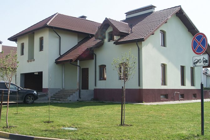 Windows from the Wintech profile with wood-like lamination