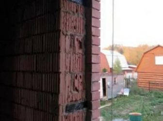 Vinduskvartal i murverk
