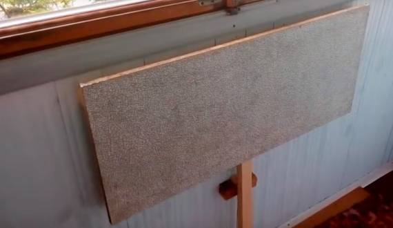 Skladací stôl na balkóne pre svojpomocne - niekoľko modelov s podrobnými pokynmi