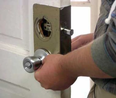 Reparar el pomo de la puerta