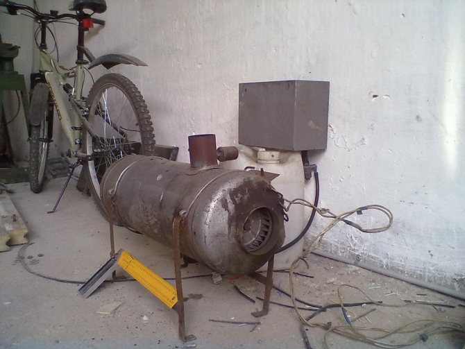 Se você tiver a experiência e o conhecimento adequados, poderá fazer você mesmo uma pistola de ar quente para uma garagem.