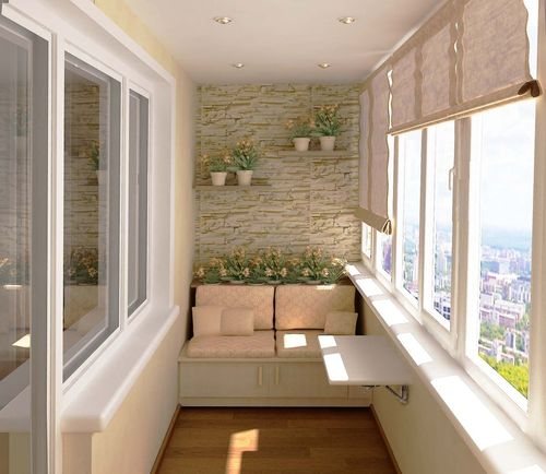 Un exemplu de finisare decorativă a unui balcon.