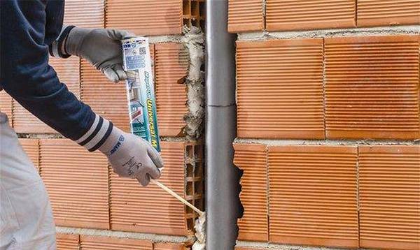 Tabancasız poliüretan köpük ile çalışma