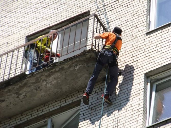 Oprava stanovenia poškodenia balkónovej dosky