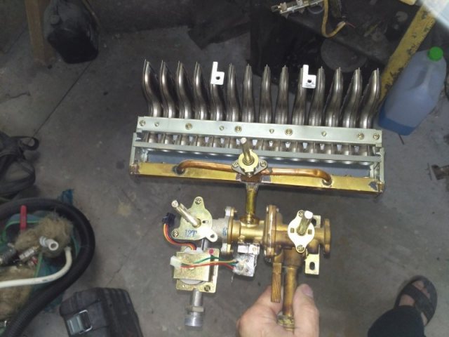 Reparación bricolaje de calentadores de agua a gas.