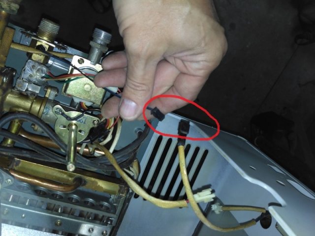Reparación bricolaje de calentadores de agua a gas.