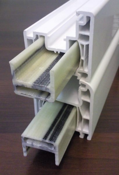 inserto de vidrio compuesto en perfil de pvc
