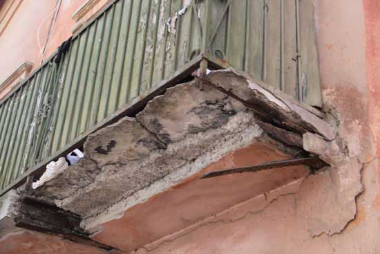 Parapetlerin ve balkon döşemelerinin anahtar teslimi takviyesi