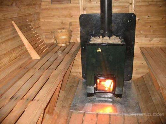 A kályha felszerelése a fürdőbe: lépésről lépésre