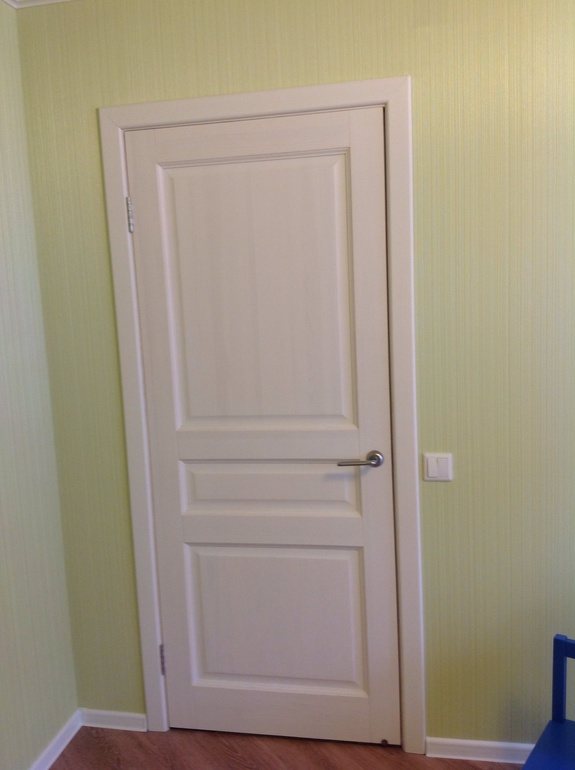 Installed door canadian