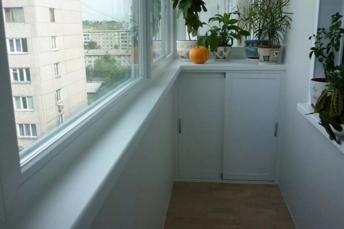 Warming a balcony in Khrushchev: how to do it yourself?