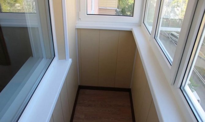 Warming a balcony in Khrushchev: how to do it yourself?