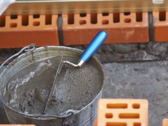 Floor insulation with mineral wool: device technology in a wooden house