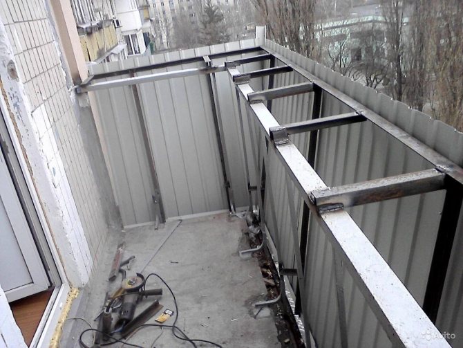 parapet boyunca balkonun kaldırılması