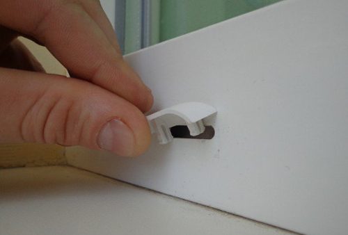 Plastik pencereler için kapaklar